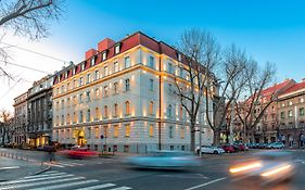 Hotel Le Premier